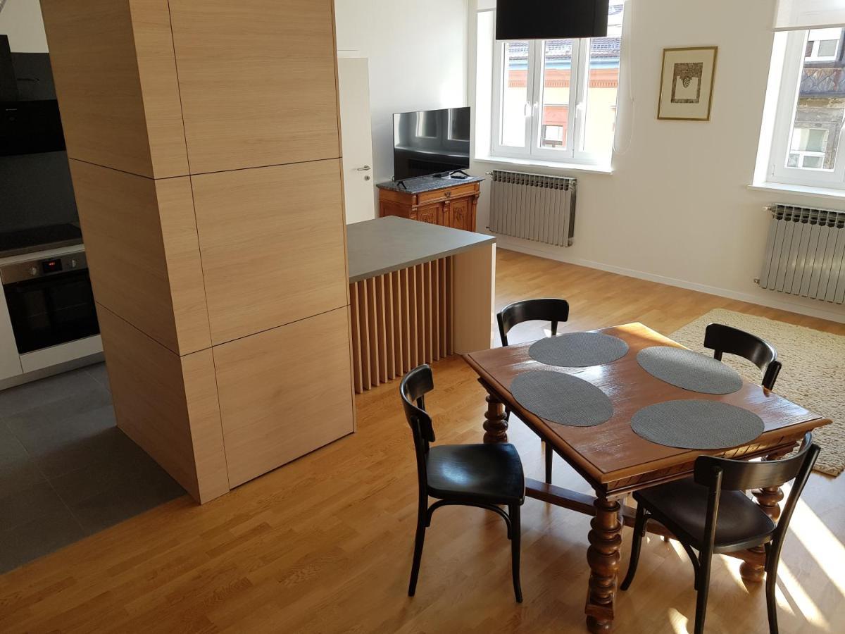 Apartmani Seven App ザグレブ エクステリア 写真